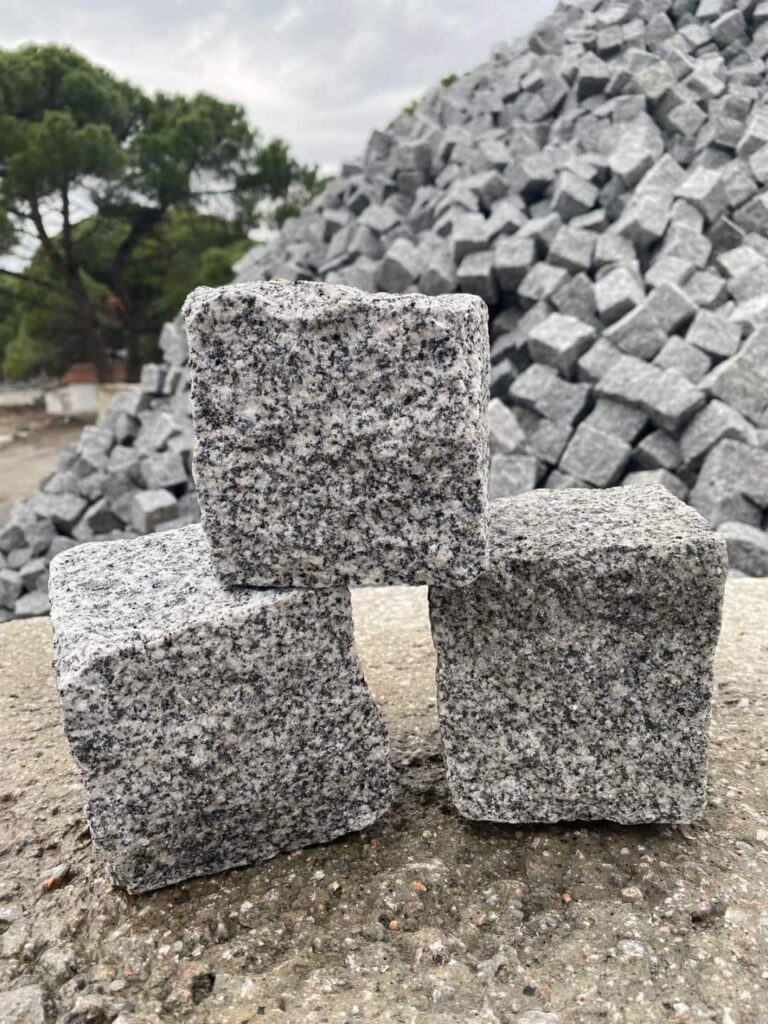 new-halayeb-cardo-stone-17 (1)