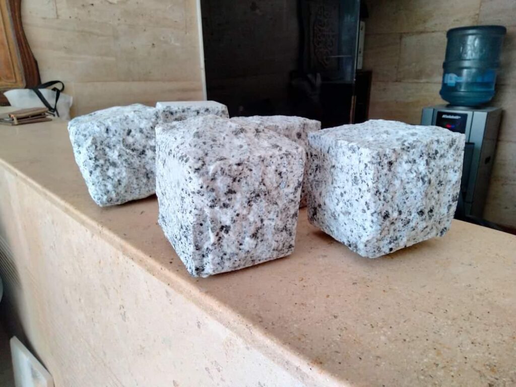 new-halayeb-cardo-stone-17